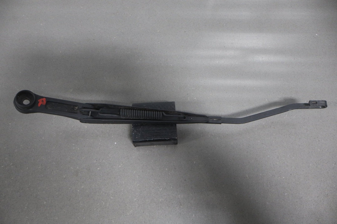 2005 Mazda MX - 5 Miata Mazdaspeed Wiper Arm Pair