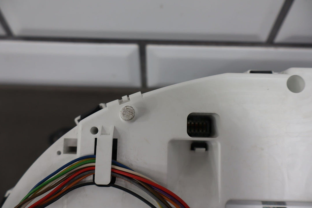 *2005 ONLY* C6 Corvette Base Model OEM 200MPH Speedometer Cluster