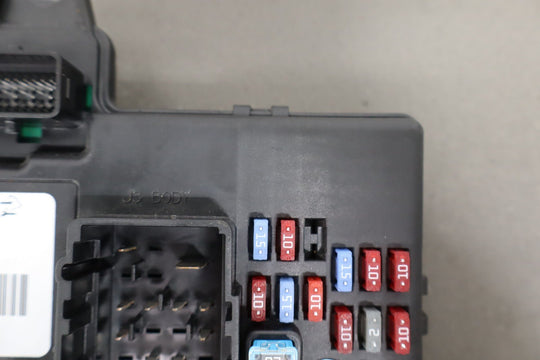 *2005 Only* C6 Corvette Body Control Module W/Fuses & Relays OEM