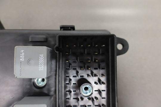 *2005 Only* C6 Corvette Body Control Module W/Fuses & Relays OEM