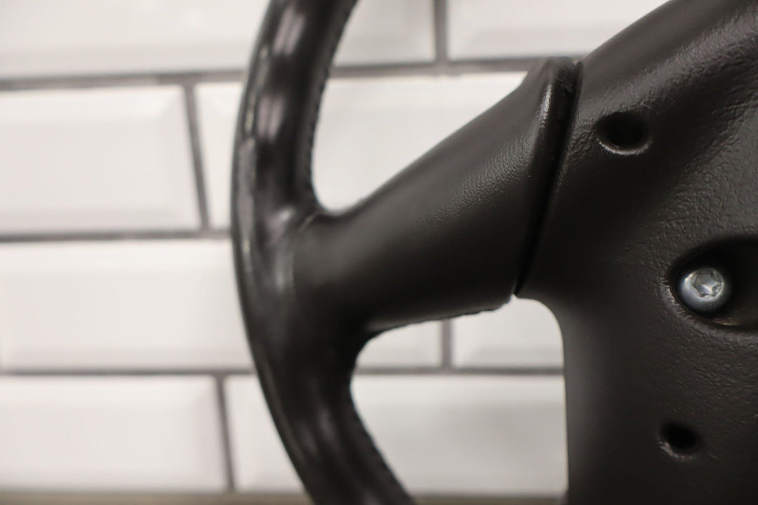 *2005 ONLY* C6 Corvette Leather Steering Wheel *W/O Paddle Shifters