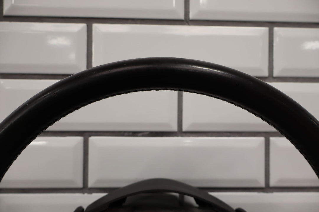 *2005 ONLY* C6 Corvette Leather Steering Wheel *W/O Paddle Shifters