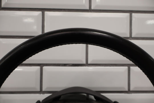 *2005 ONLY* C6 Corvette Leather Steering Wheel *W/O Paddle Shifters