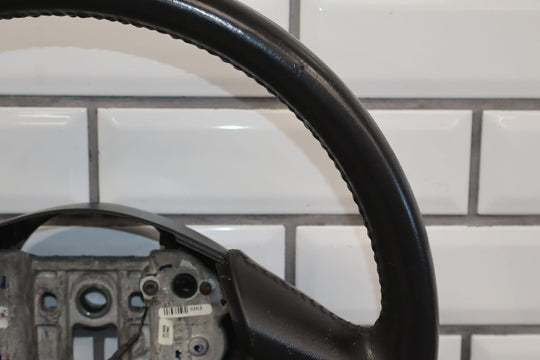 *2005 ONLY* C6 Corvette Leather Steering Wheel *W/O Paddle Shifters