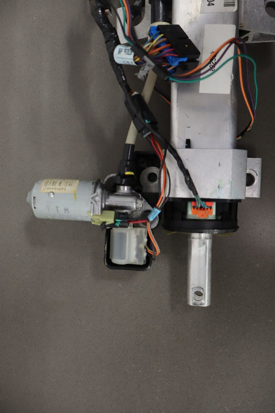 2005 *Only* C6 Corvette (Manual Trans/Floor Shift) Steering Column