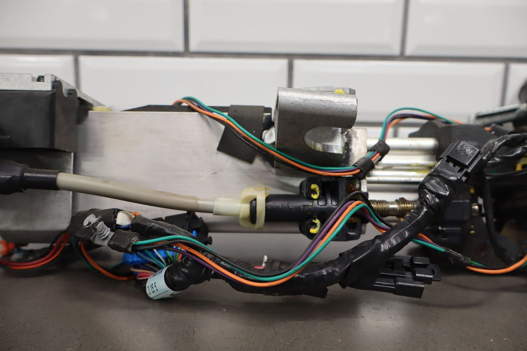 2005 *Only* C6 Corvette (Manual Trans/Floor Shift) Steering Column