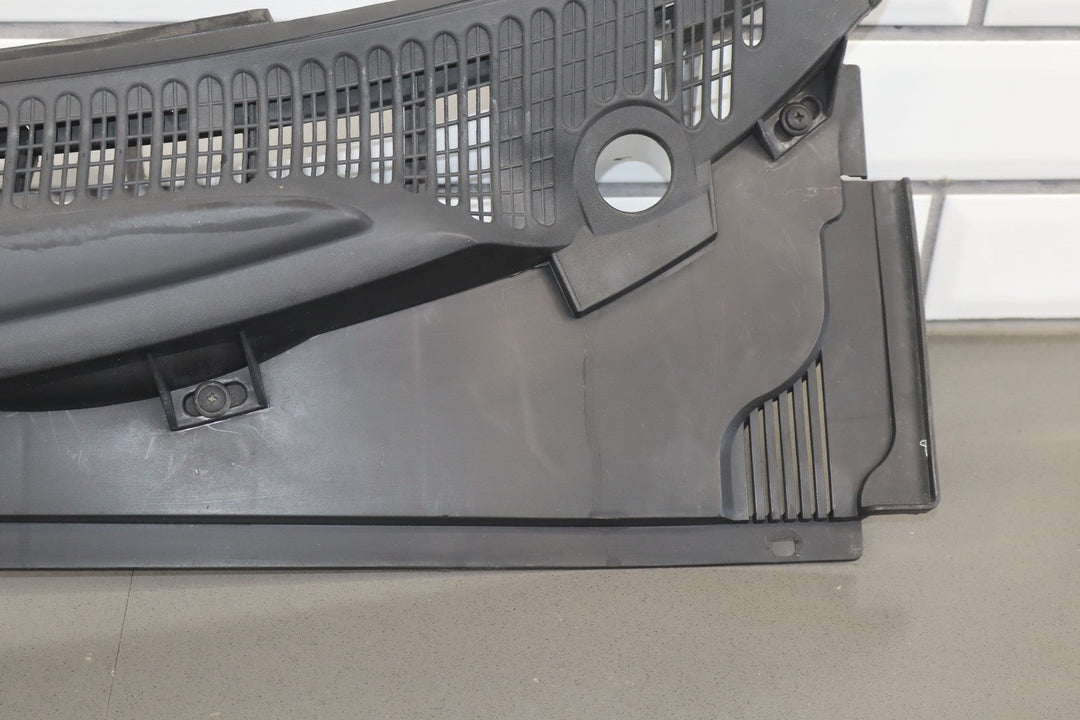 2005 Pontiac GTO Black Windshield Cowl Vent Panel *Sun Fade*