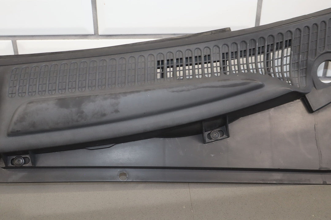 2005 Pontiac GTO Black Windshield Cowl Vent Panel *Sun Fade*