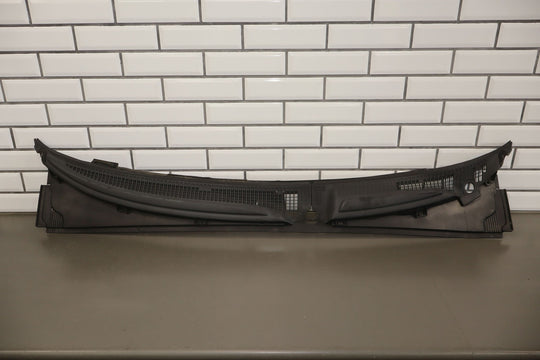 2005 Pontiac GTO Black Windshield Cowl Vent Panel *Sun Fade*