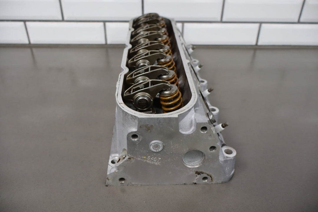 2005 Pontiac GTO Cylinder Head 12629058