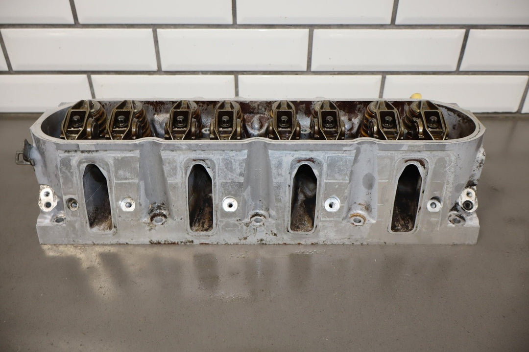 2005 Pontiac GTO Cylinder Head 12629058