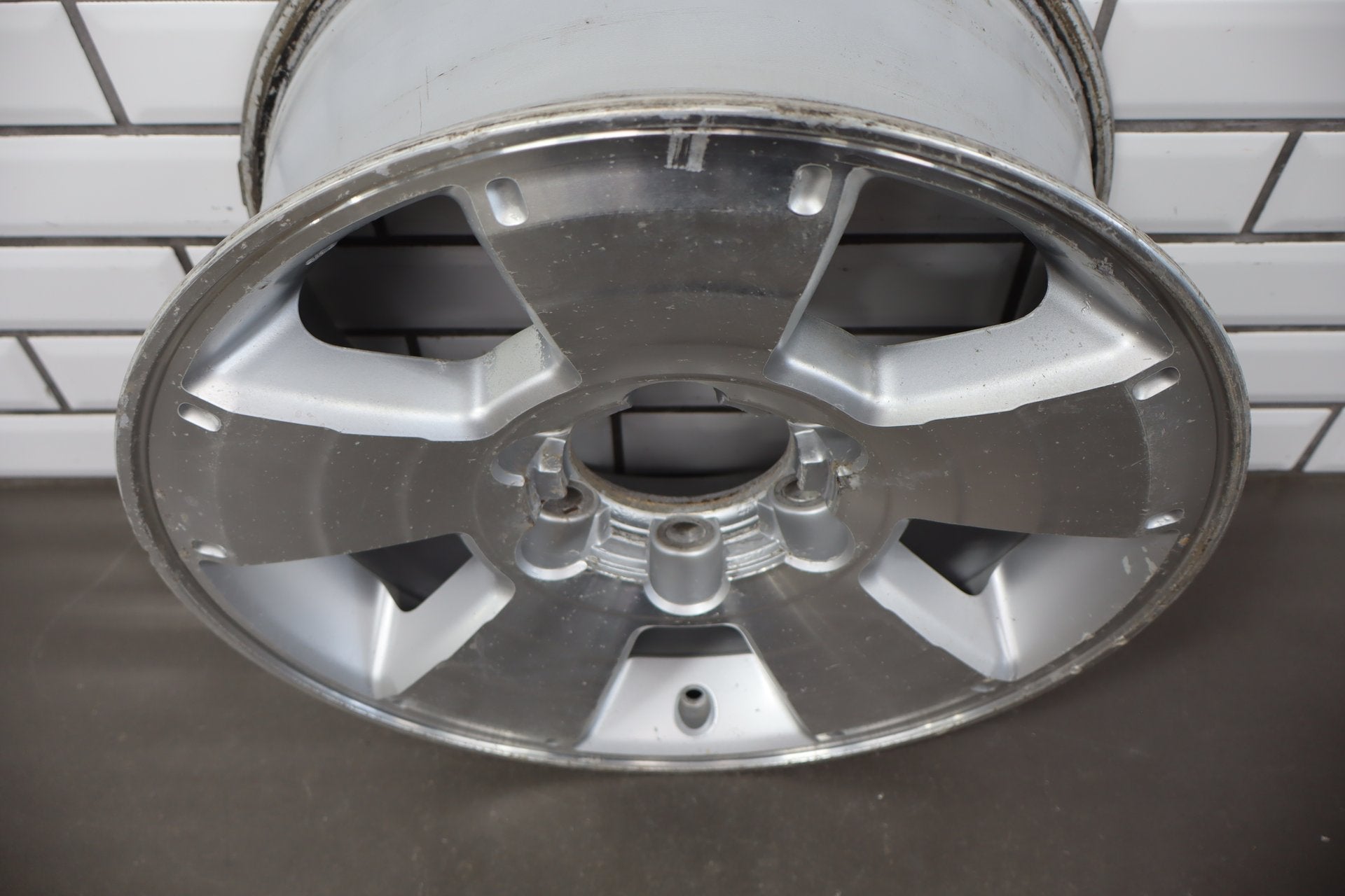 2005 Toyota 4Runner Alloy Wheel 4261135271 OEM