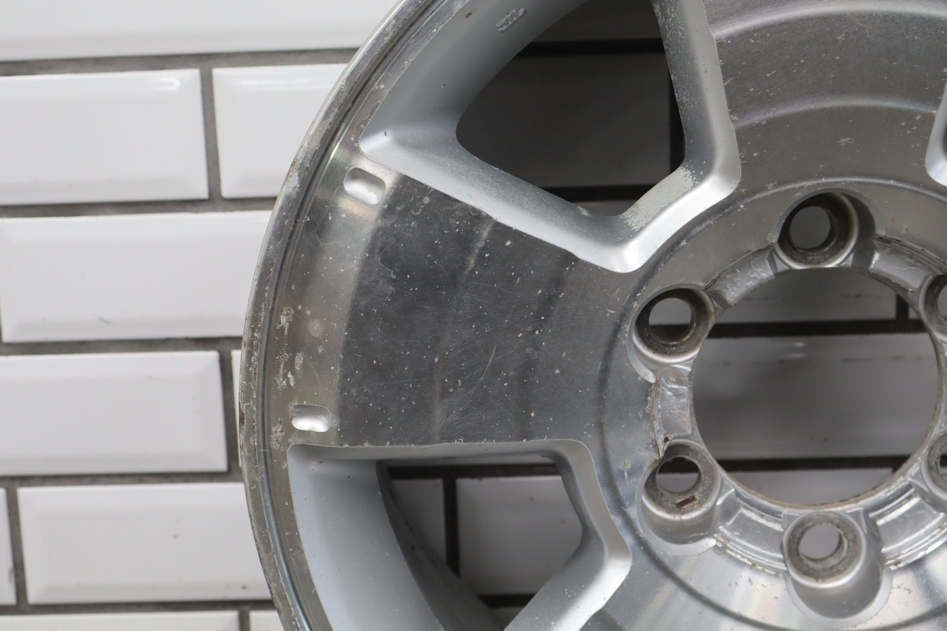 2005 Toyota 4Runner Alloy Wheel 4261135271 OEM