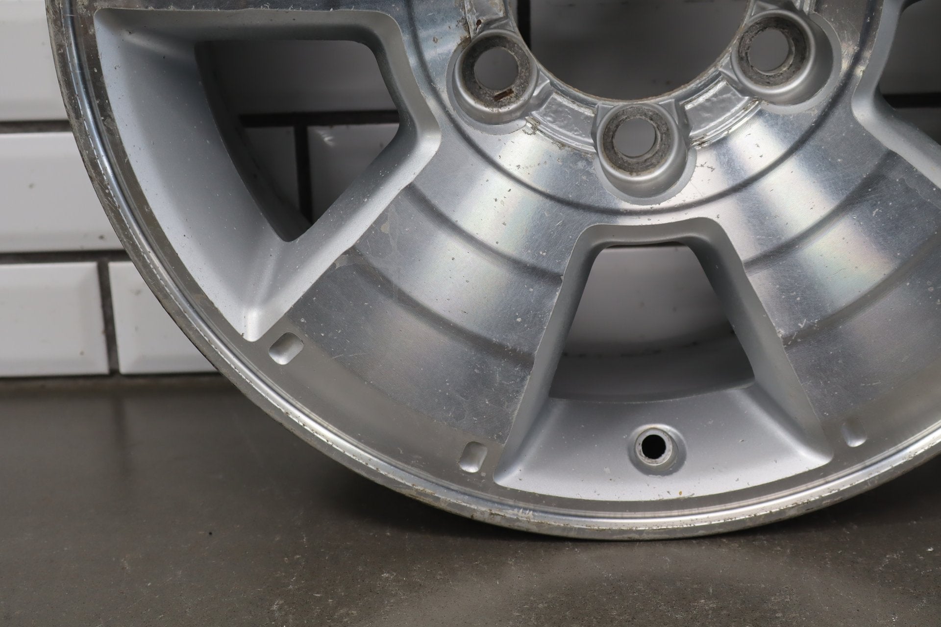 2005 Toyota 4Runner Alloy Wheel 4261135271 OEM