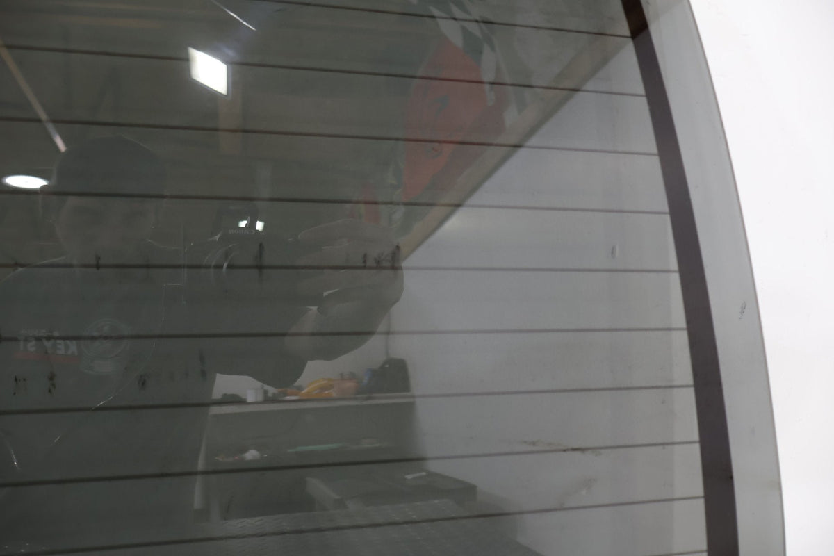 2005 Toyota 4Runner- Back Door Glass