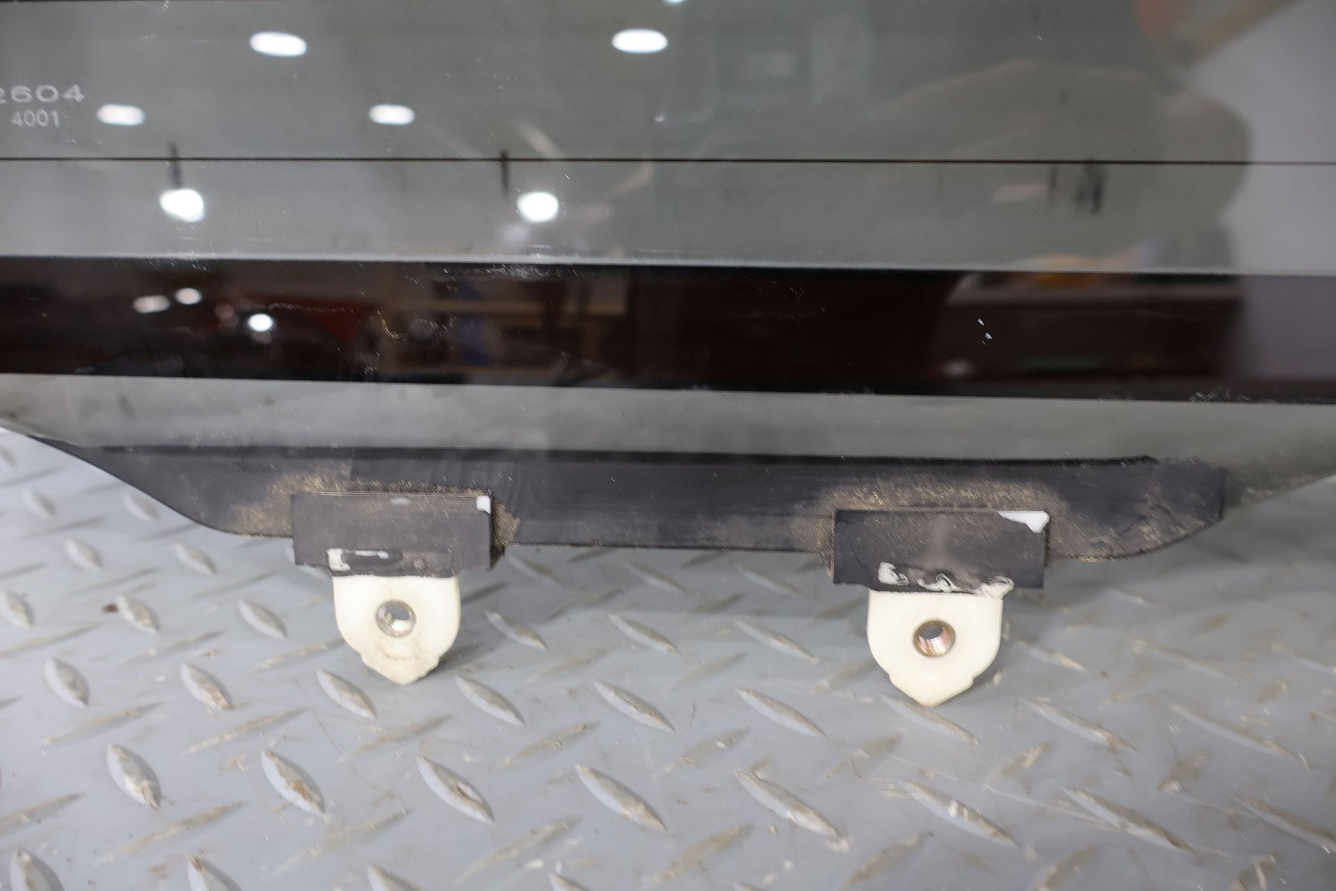 2005 Toyota 4Runner- Back Door Glass
