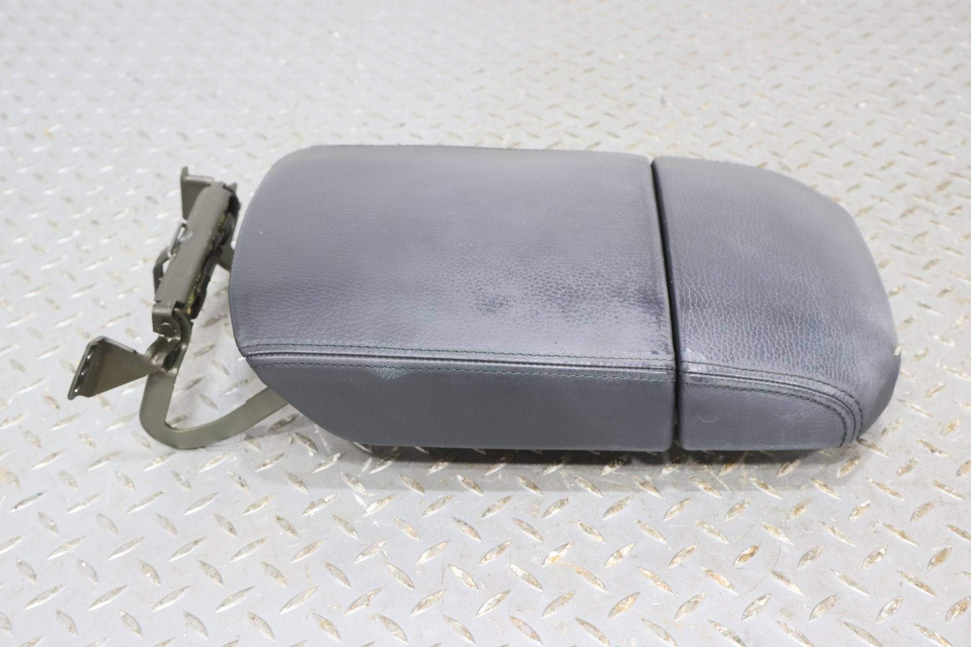 2005 Toyota 4Runner- Console Lid