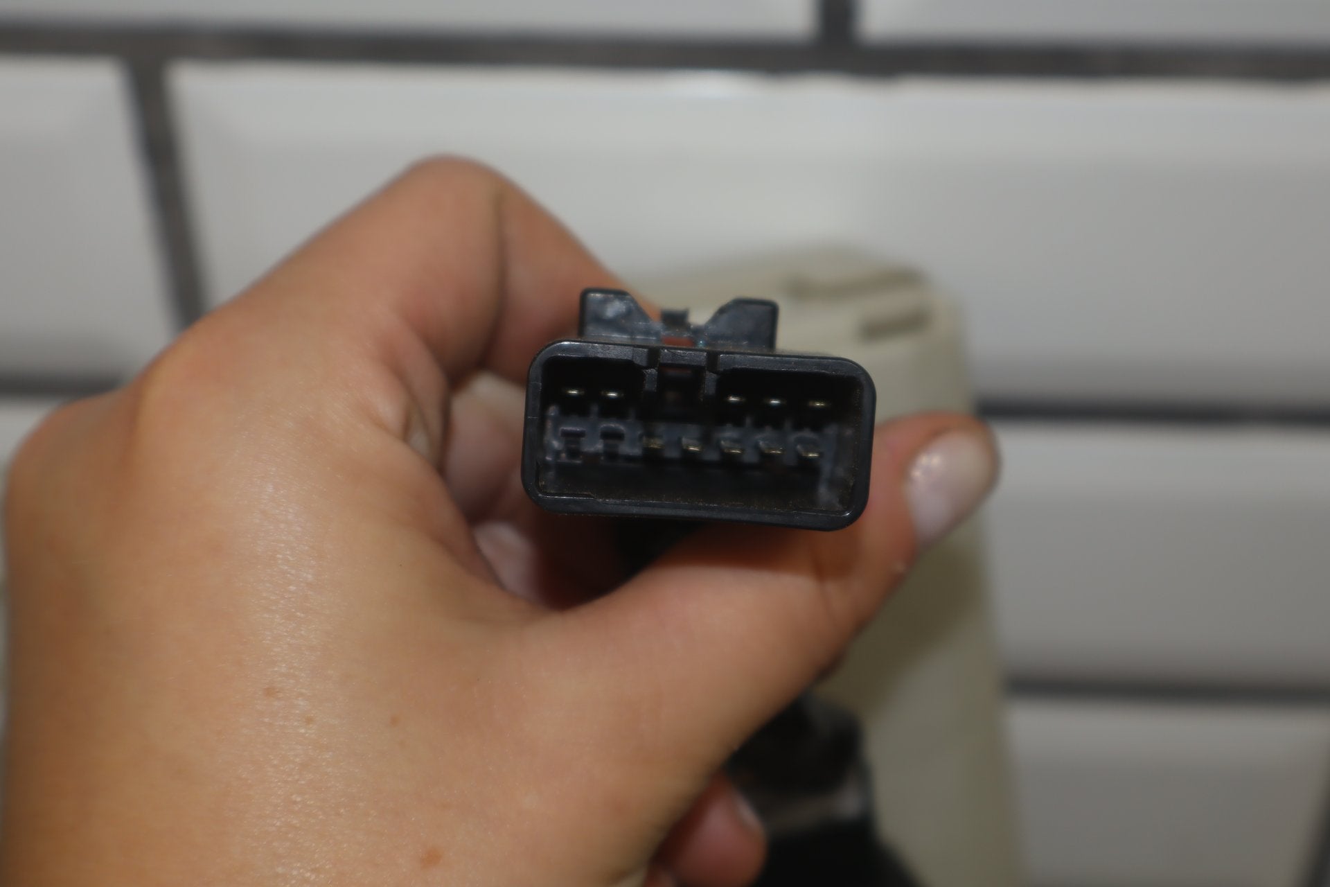 2005 Toyota 4Runner SR5 N210 4.7L Gasoline Cabin Fuse Box