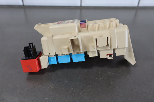 2005 Toyota Sequoia SR5 4.7 Cabin Fuse Box