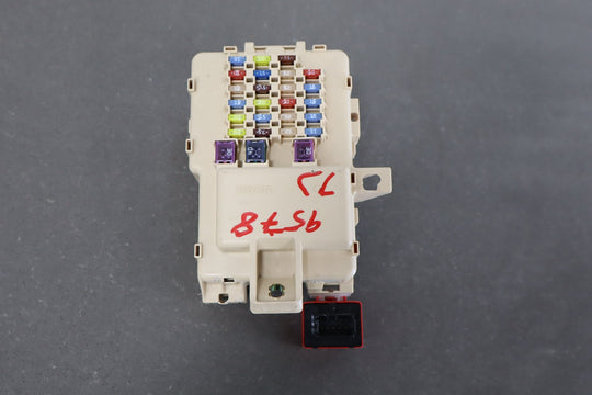 2005 Toyota Sequoia SR5 4.7 Cabin Fuse Box