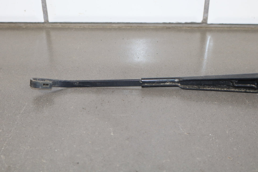 2005 Toyota Sequoia SR5 Wiper Arm Pair