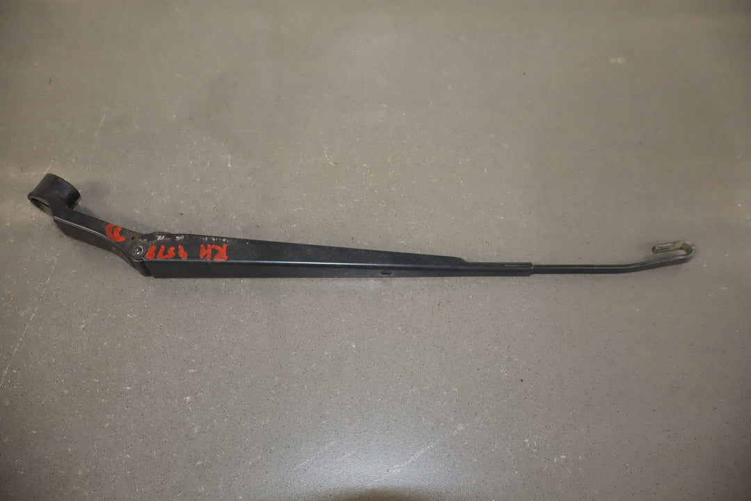 2005 Toyota Sequoia SR5 Wiper Arm Pair