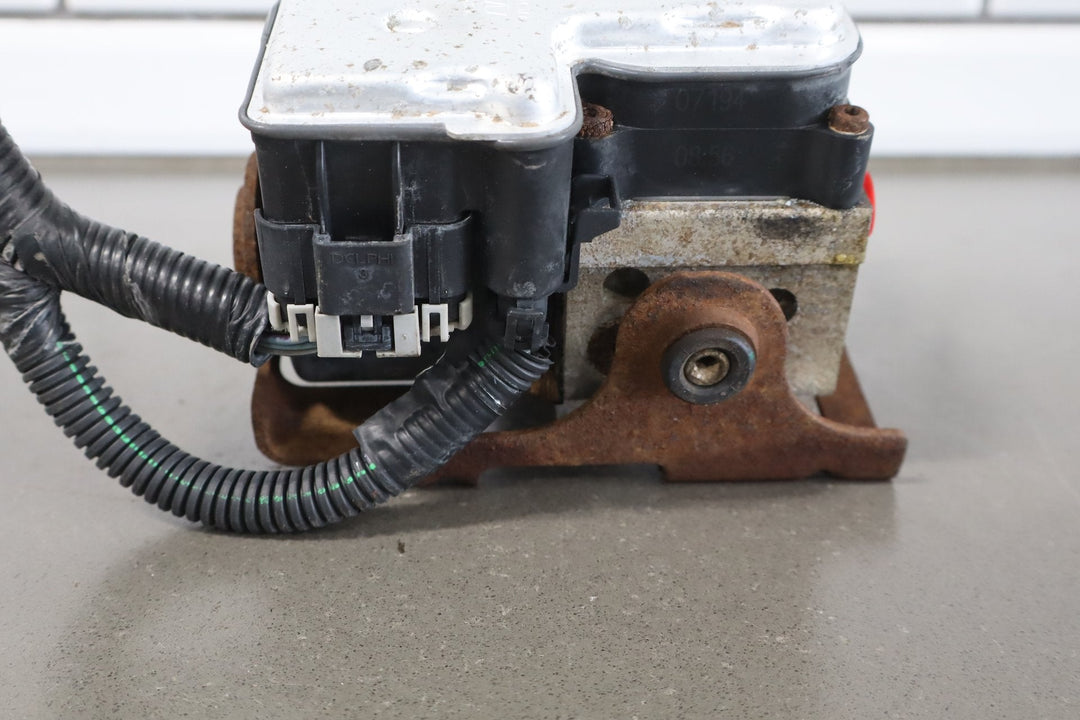 2006 - 2007 Chevrolet Silverado 2500 ABS Brake Unit 15212923 OEM