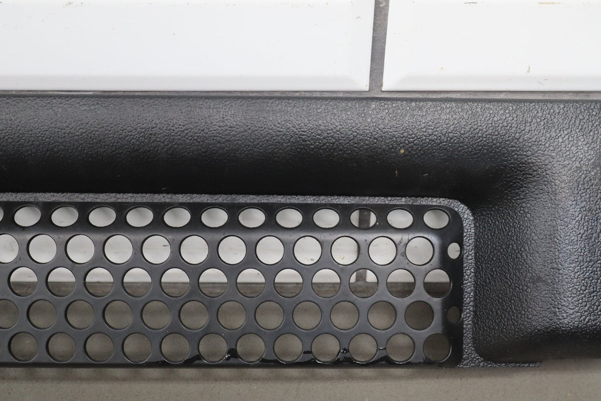 2006-2007 Hummer H2 Special Edition WS2 Lower Bumper Radiator Grille