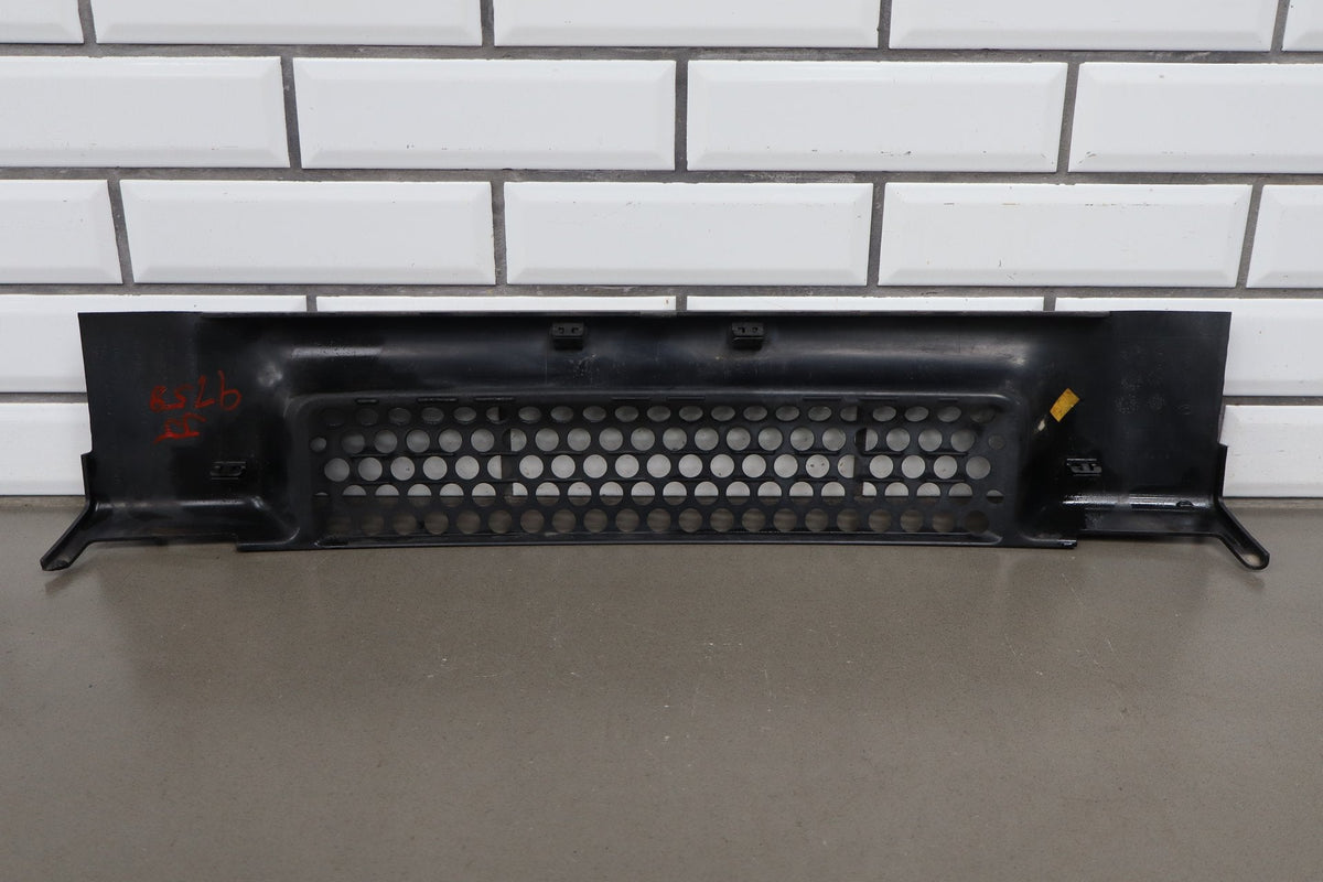 2006-2007 Hummer H2 Special Edition WS2 Lower Bumper Radiator Grille