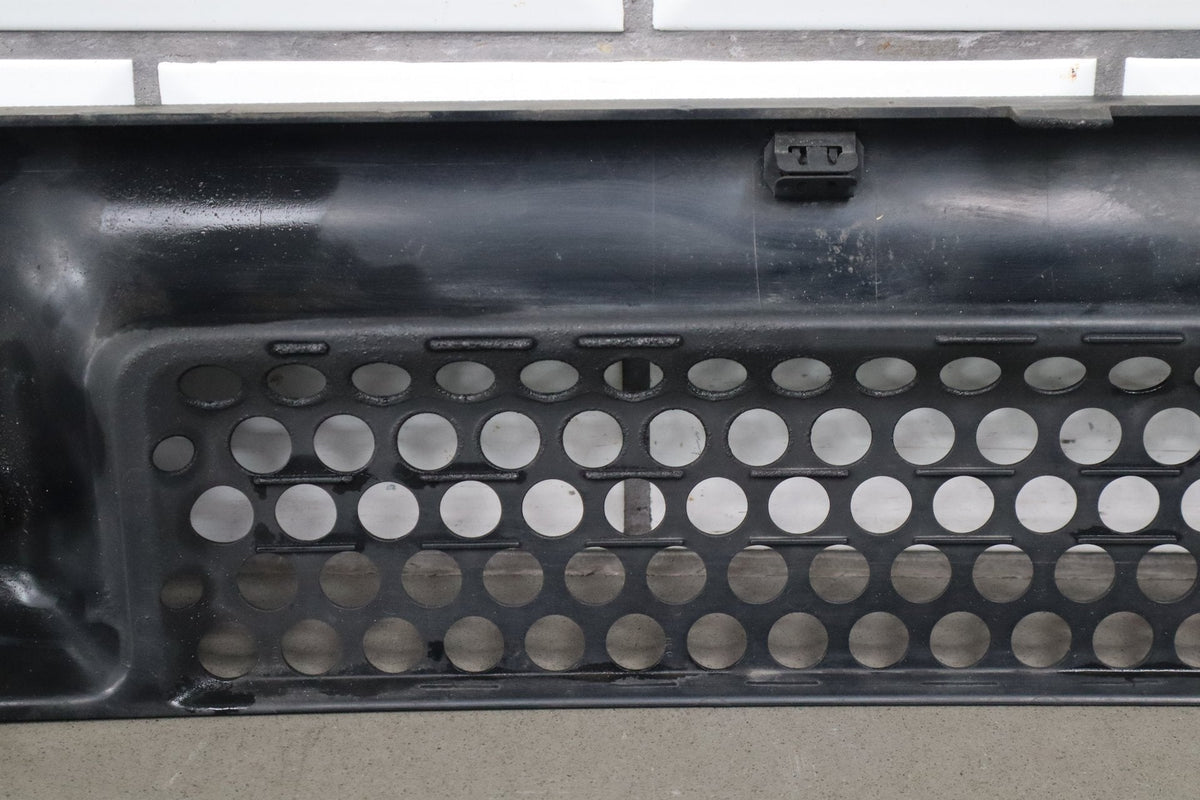 2006-2007 Hummer H2 Special Edition WS2 Lower Bumper Radiator Grille