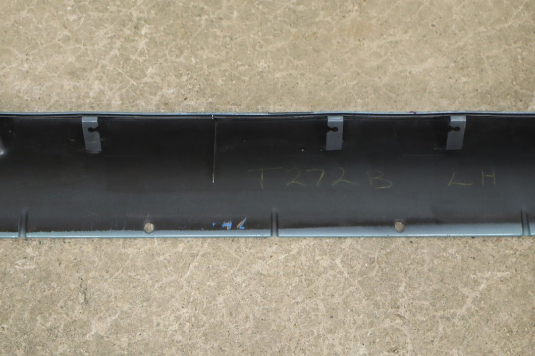 2006 - 2007 Hummer H2 SUV Left Driver Lower Rocker Molding *Special Edition*