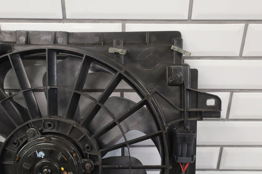 2006 - 2013 Chevrolet Corvette C6 - Cooling Fan 15819952