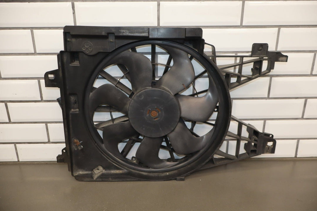 2006 - 2013 Chevrolet Corvette C6 - Cooling Fan 15819952