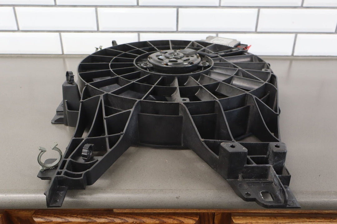 2006 - 2013 Chevrolet Corvette C6 - Cooling Fan 15819952