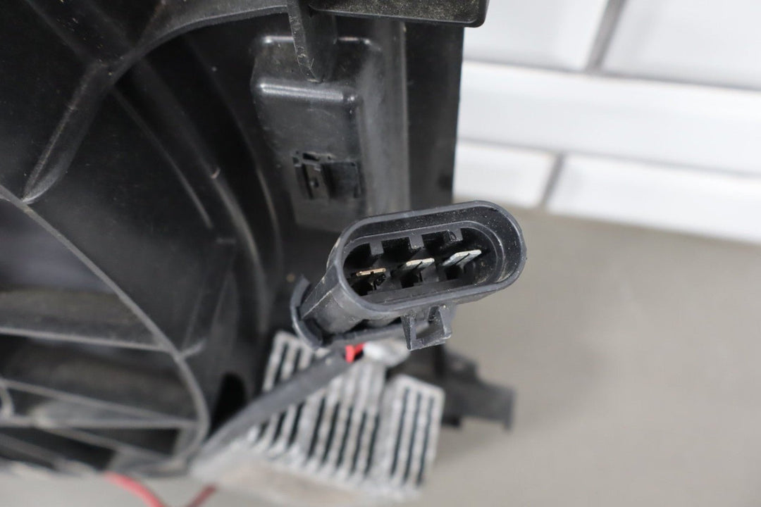 2006 - 2013 Chevrolet Corvette C6 - Cooling Fan 15819952