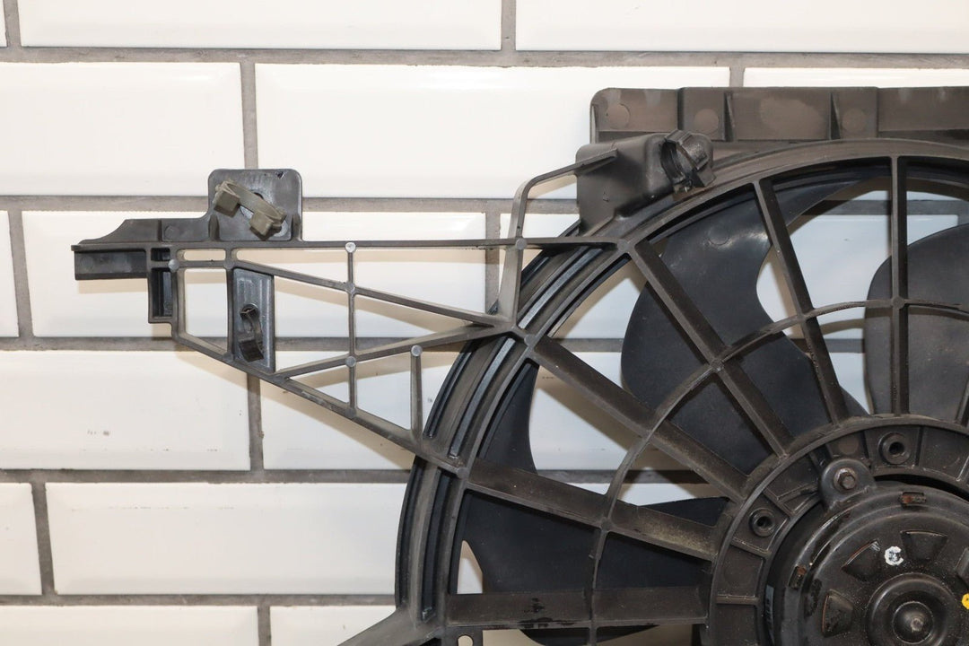 2006 - 2013 Chevrolet Corvette C6 - Cooling Fan 15819952