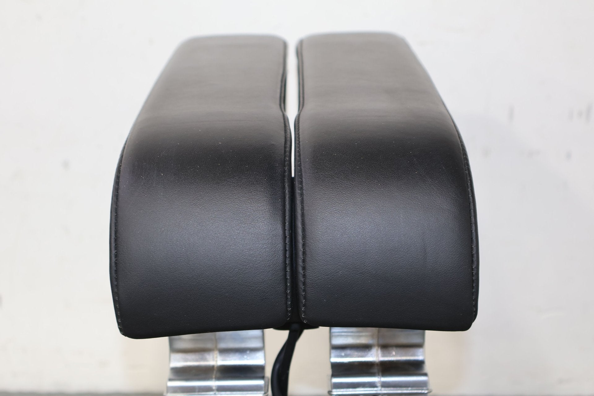 2006 Bentley Continental- Armrest