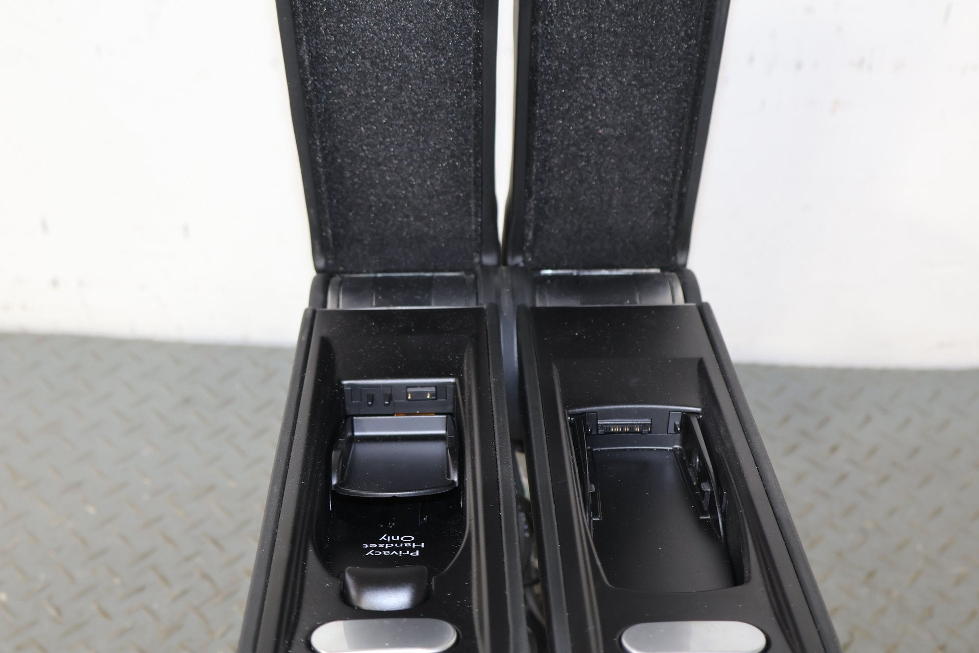 2006 Bentley Continental- Armrest
