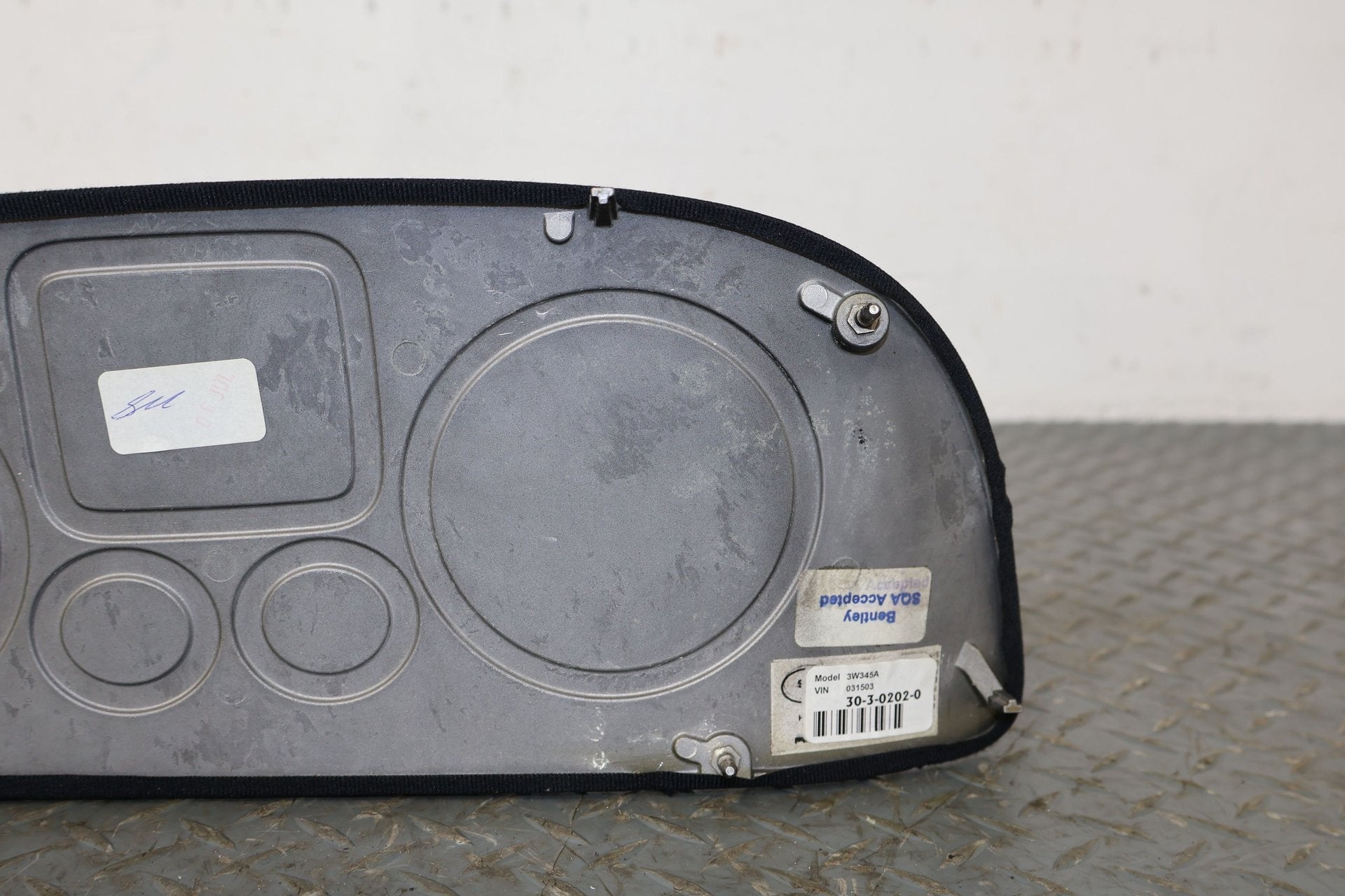 2006 Bentley Continental- Dash Vent
