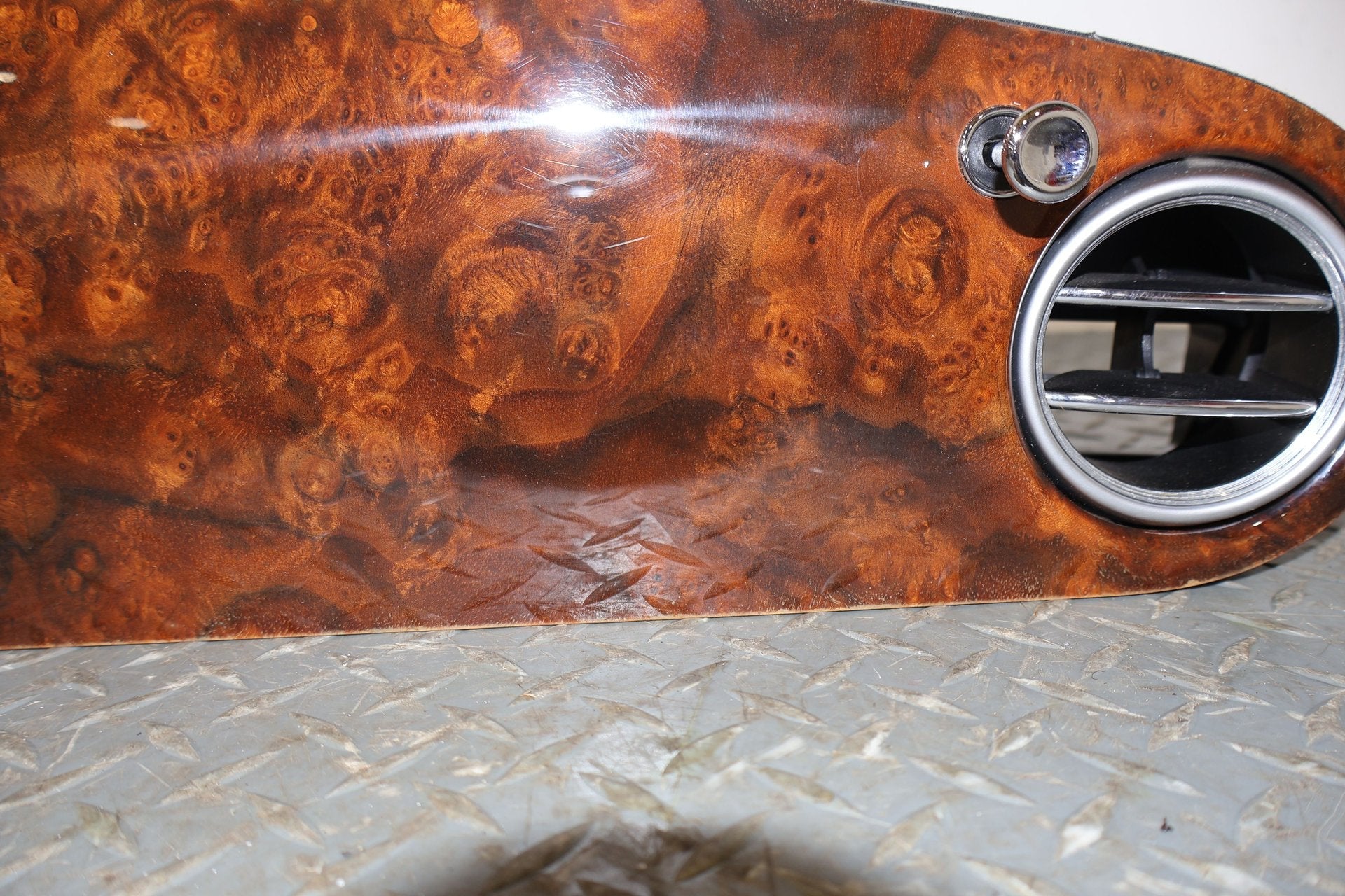 2006 Bentley Continental- Dash Vent