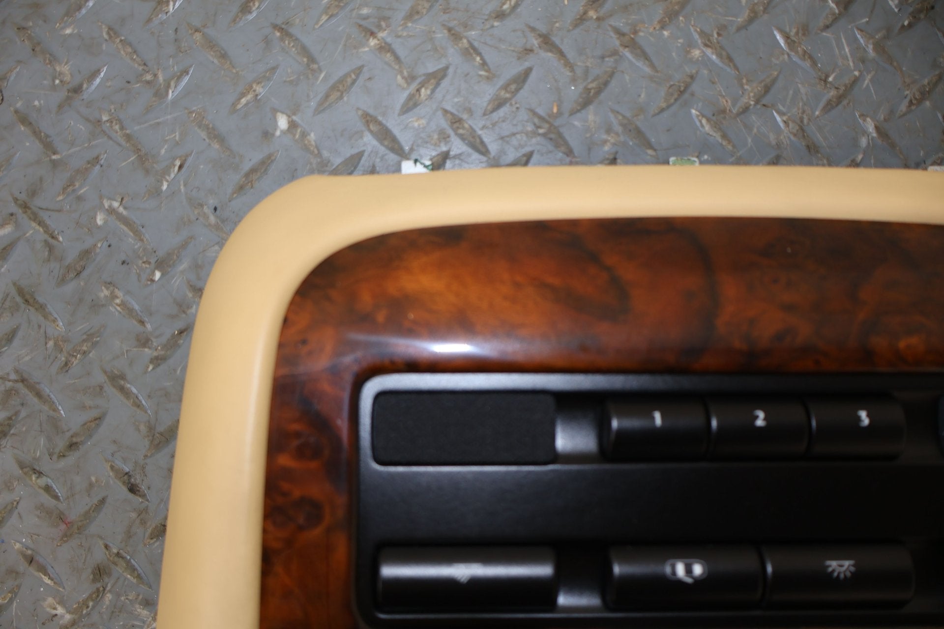 2006 Bentley Continental- Front Console