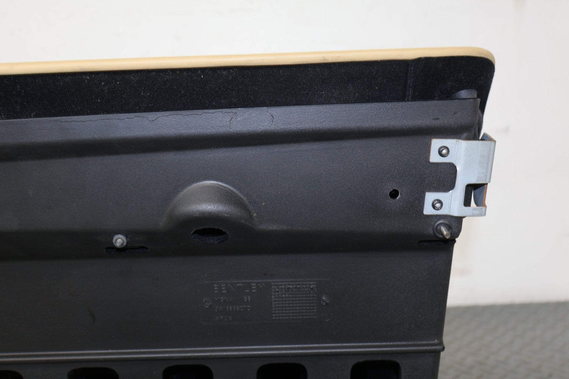 2006 Bentley Continental- Glove Box