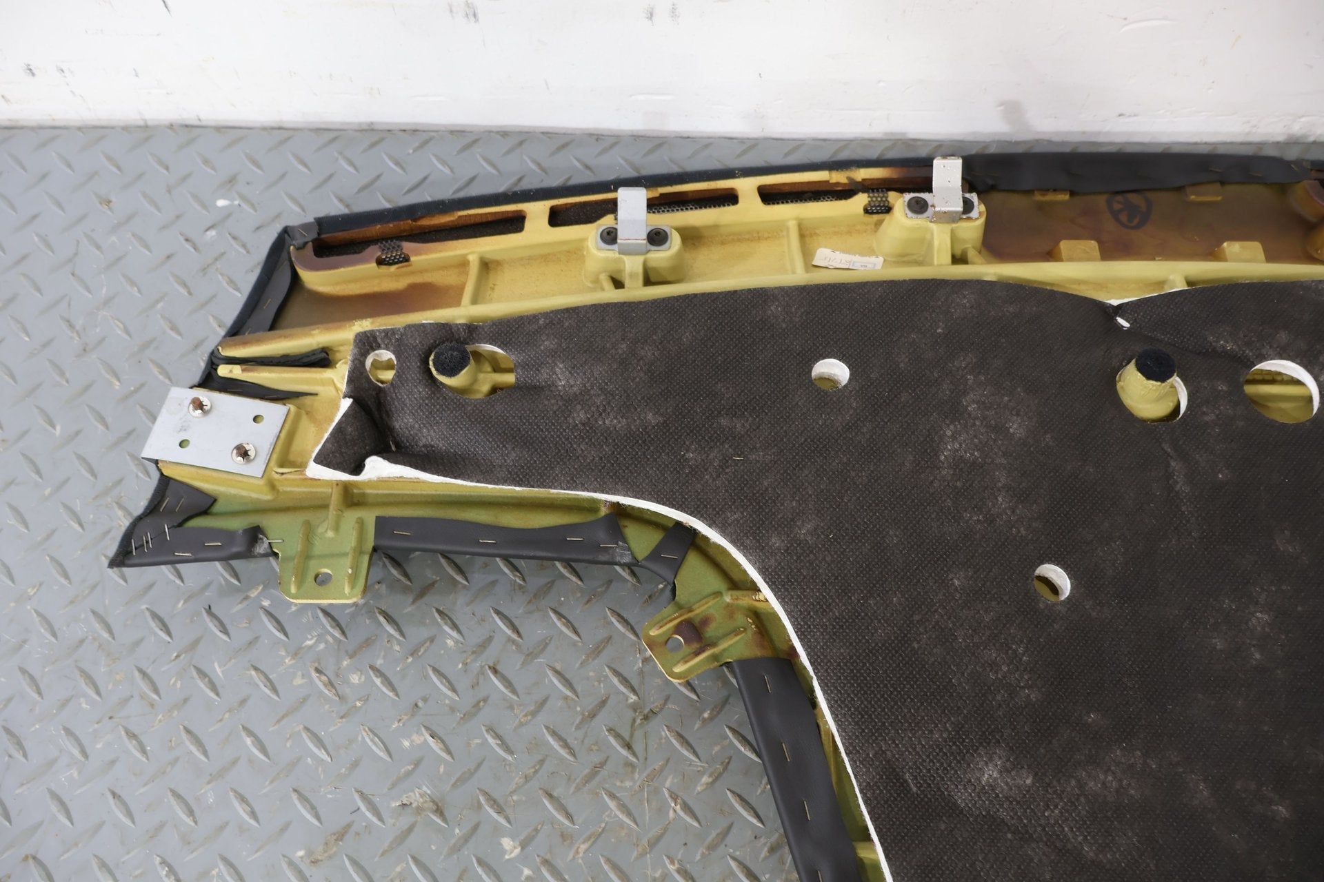 2006 Bentley Continental- Parcel Shelf
