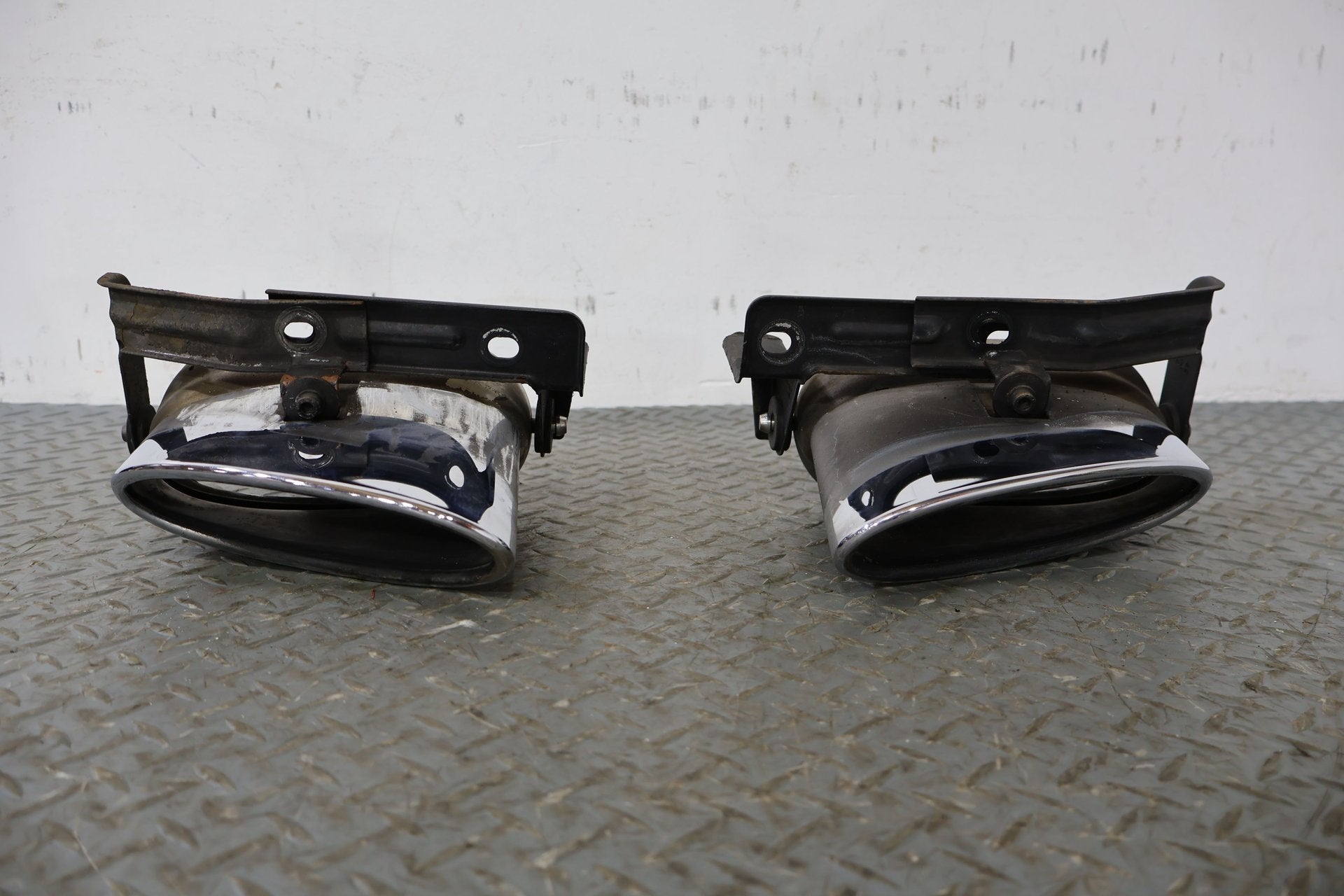2006 Bentley Continental- Tail Pipe