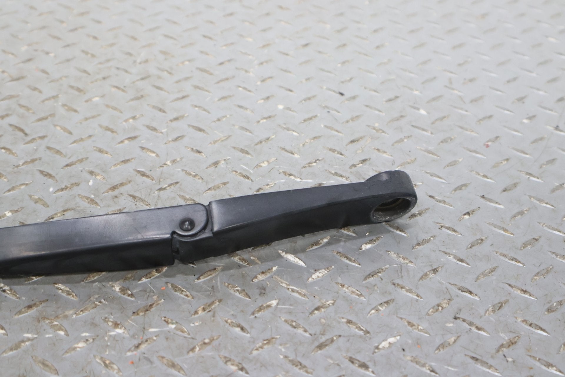 2006 Bentley Continental- Wiper Arm