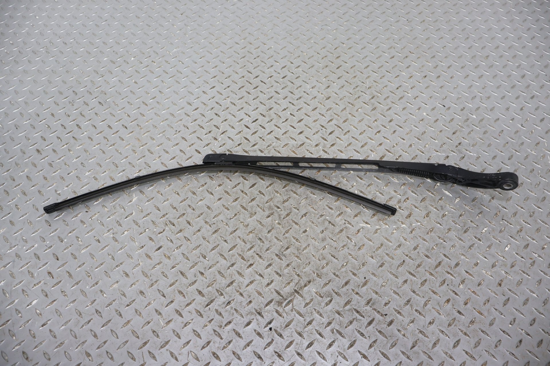 2006 Bentley Continental- Wiper Arm