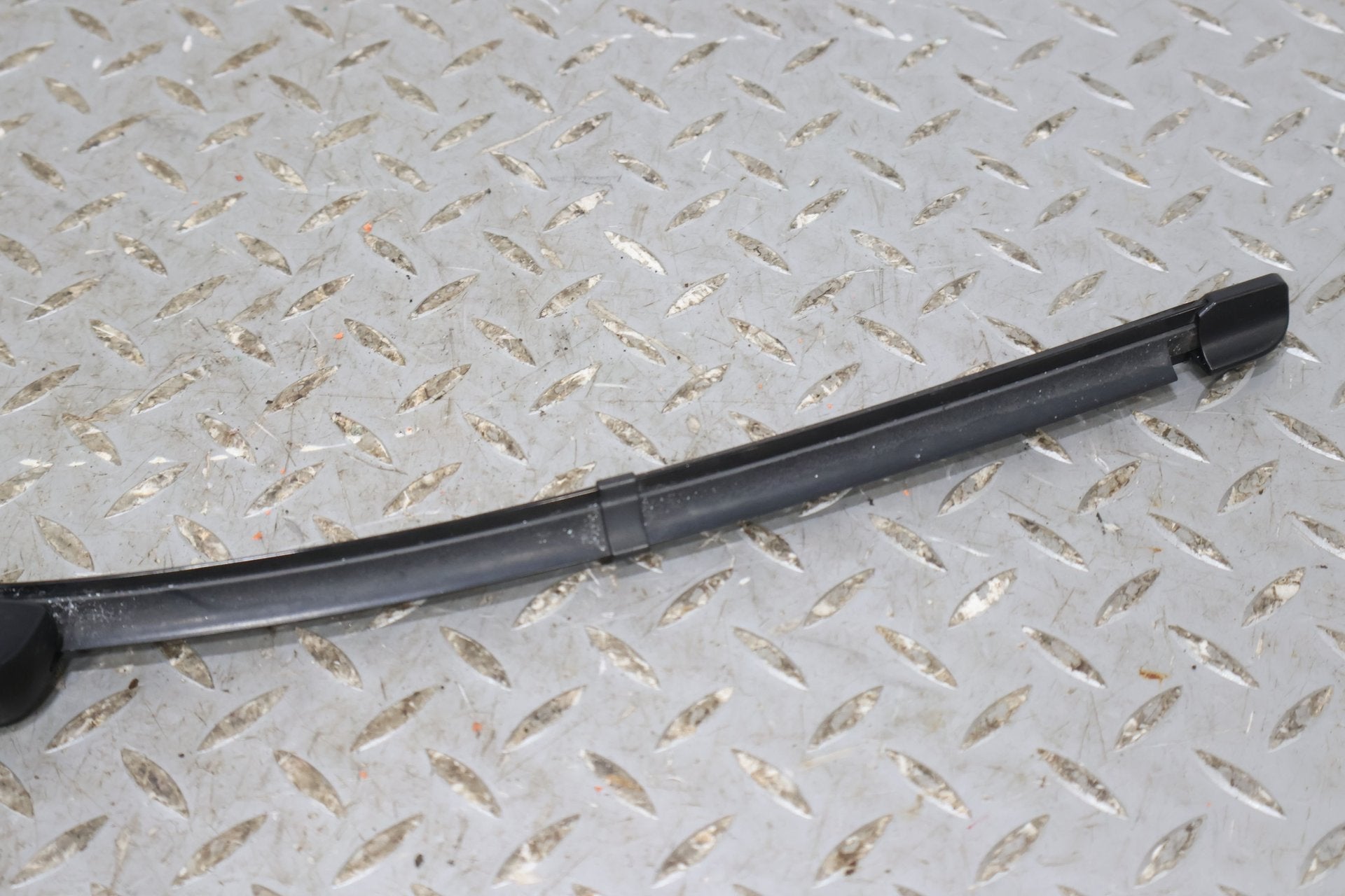 2006 Bentley Continental- Wiper Arm