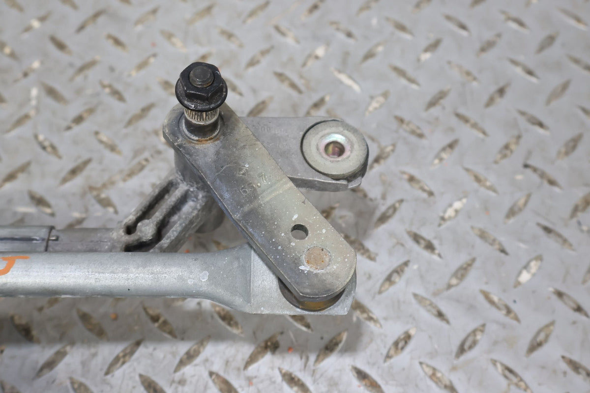 2006 Bentley Continental- Wiper Linkage