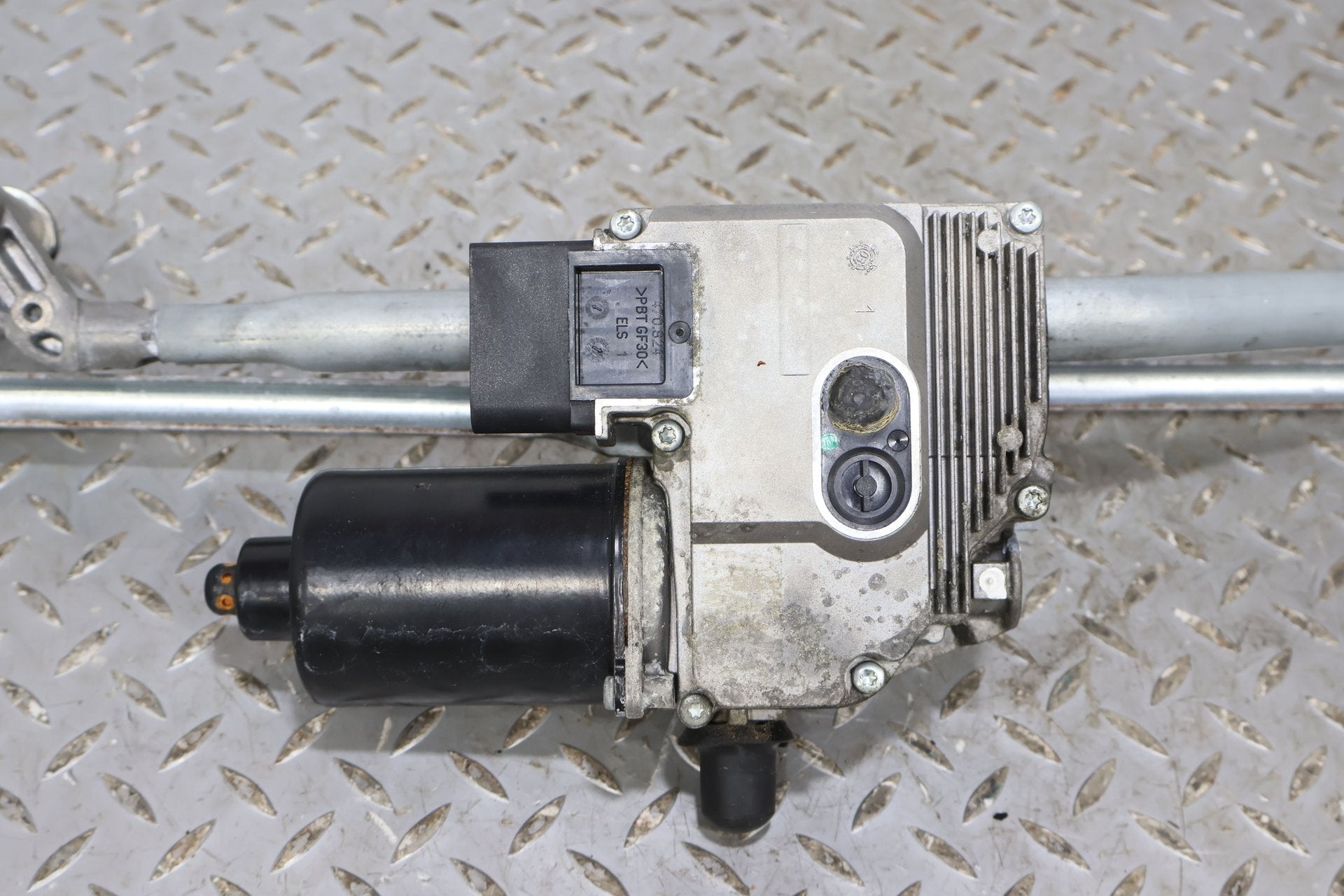 2006 Bentley Continental- Wiper Linkage