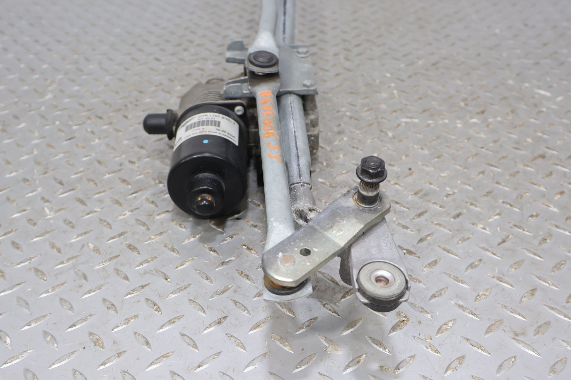 2006 Bentley Continental- Wiper Linkage